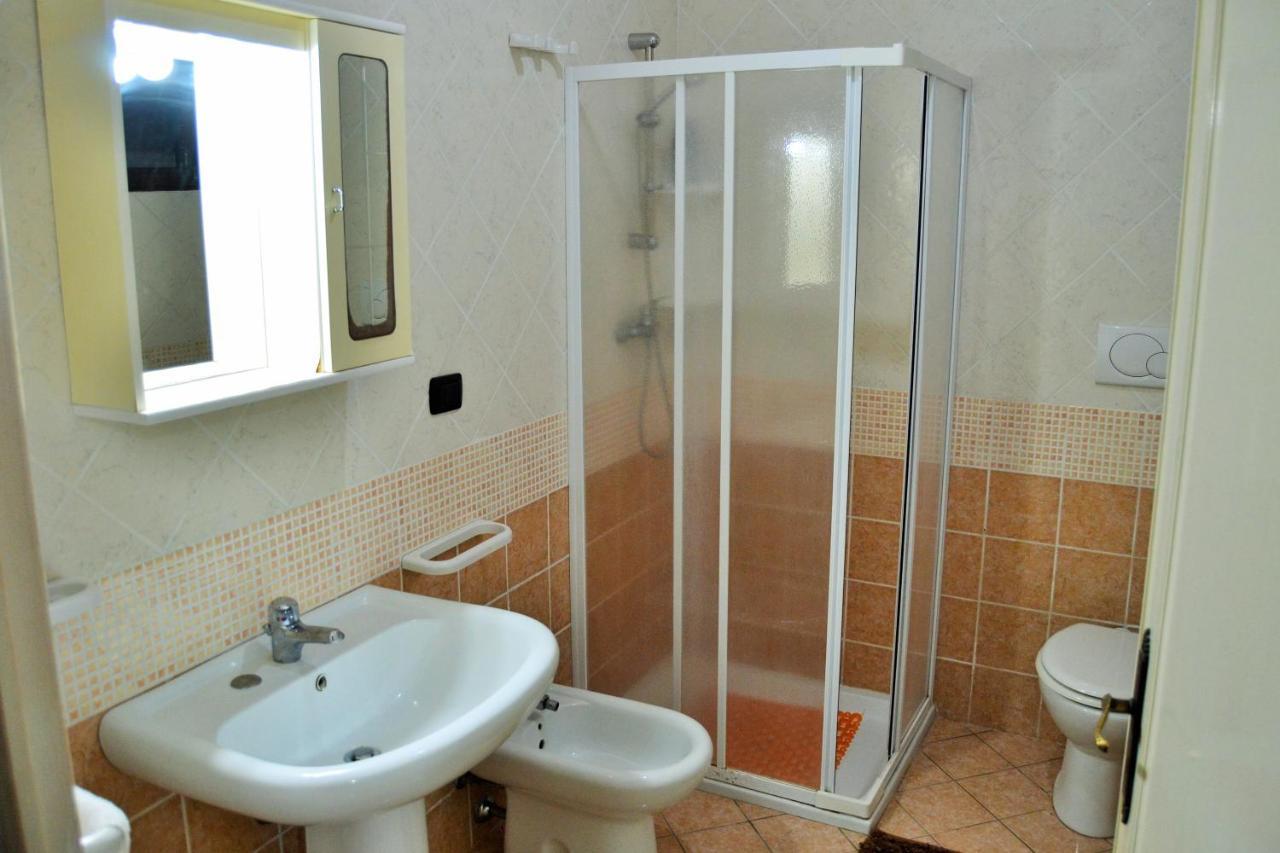 Sea Apartment Torre Lapillo Esterno foto