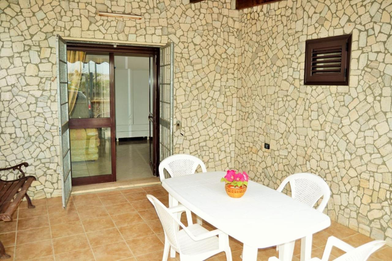 Sea Apartment Torre Lapillo Esterno foto